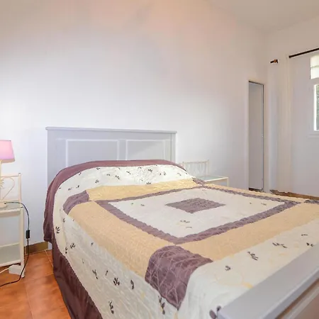 Nicolas Appartamento *